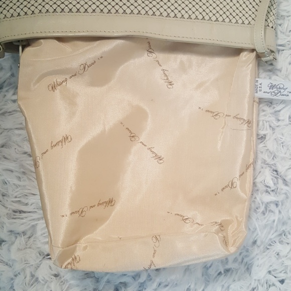 Whiting and Davis Cream leather and mesh bag. - Picture 6 of 8